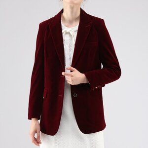 Noble Chic Velvet Blazer in Wine Red